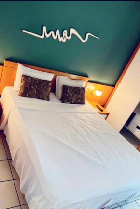Praia do Canto Apart Hotel - 302B